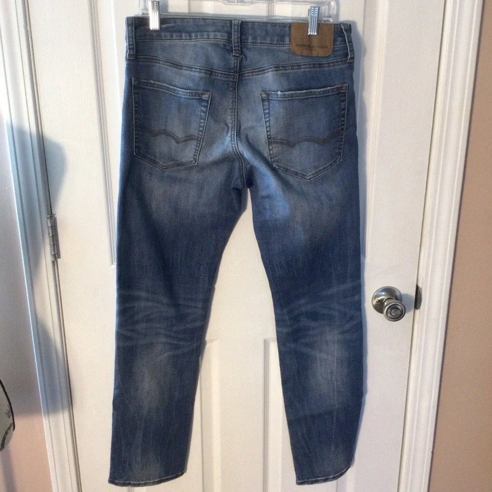 American Eagle Outfitters Men's Blue Distressed Slim Straight Jeans 31/32